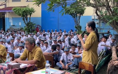 PEMILIHAN KETUA OSIS SMK Warga Surakarta GELAR PROSES DEMOKRATIS UNTUK WUJUDKAN GENERASI PEMIMPIN MUDA